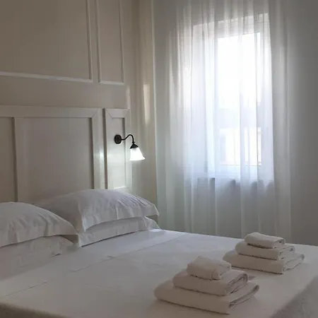 Le Di Libero E Roberta Parghelia