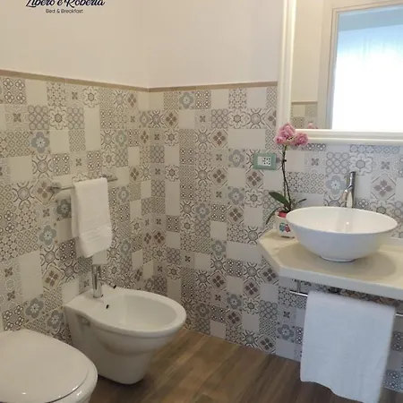 Le Di Libero E Roberta Bed & Breakfast *